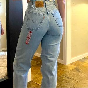 Orange Tag Made in USA Levi’s 560